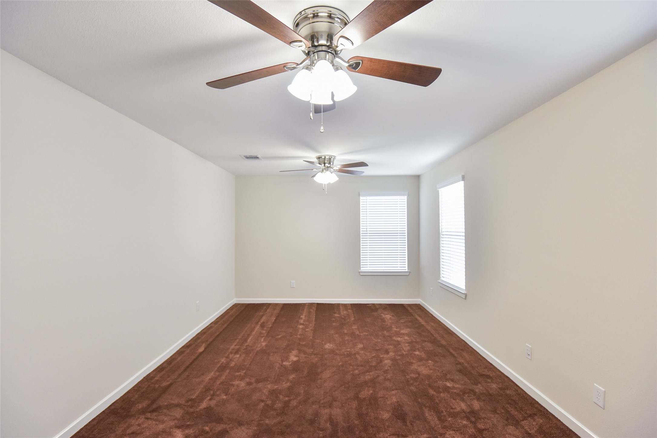 7826 Kenora Way Property Photo 28