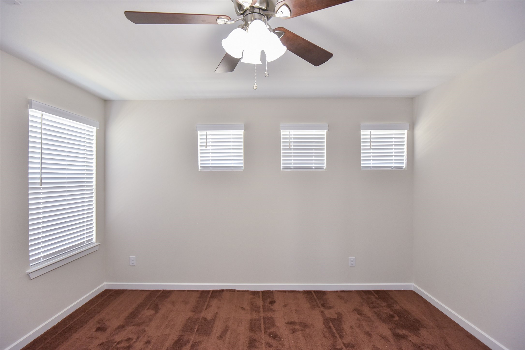 7826 Kenora Way Property Photo 29