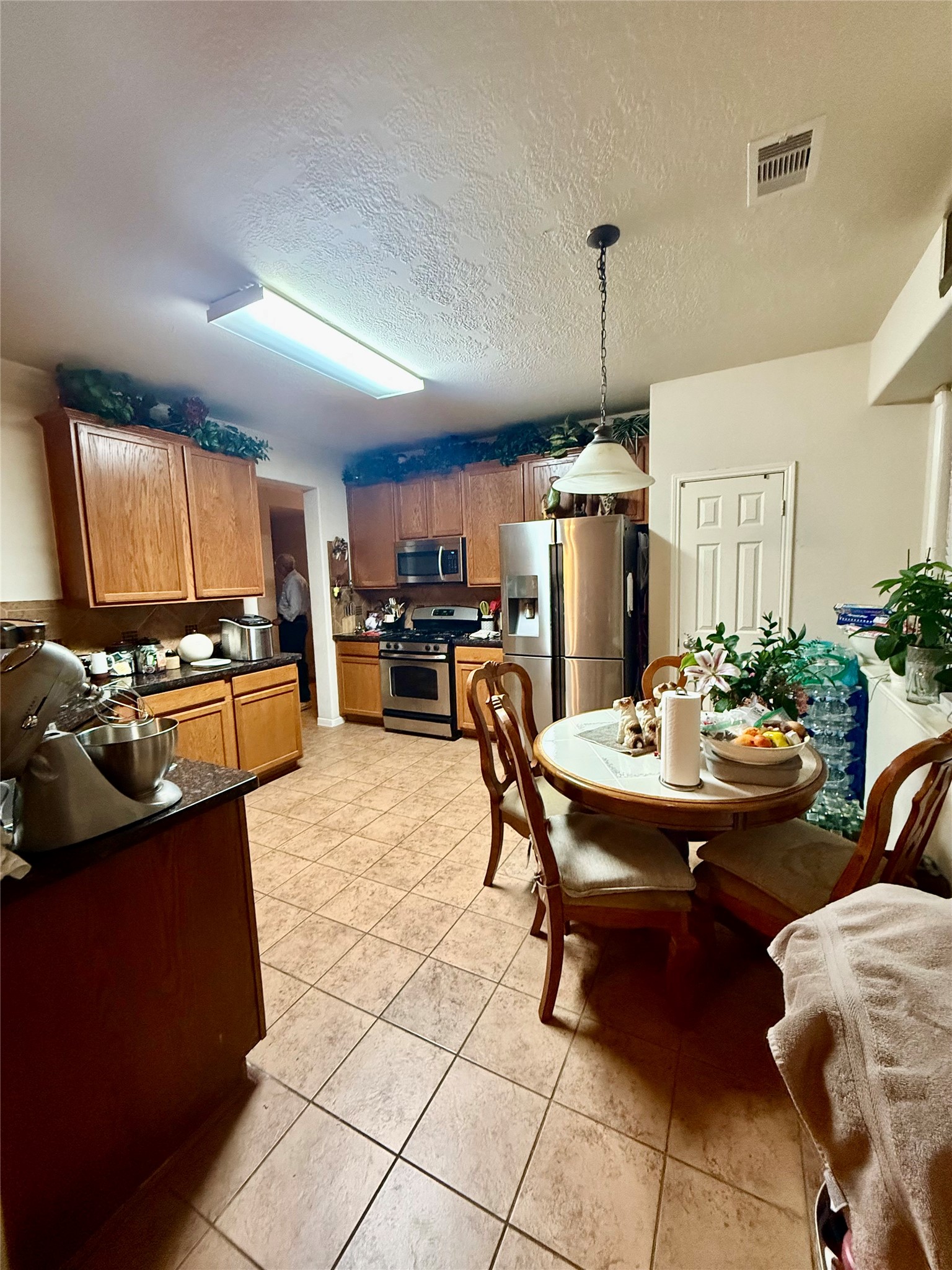 2803 Lake Villa Drive Property Photo 4