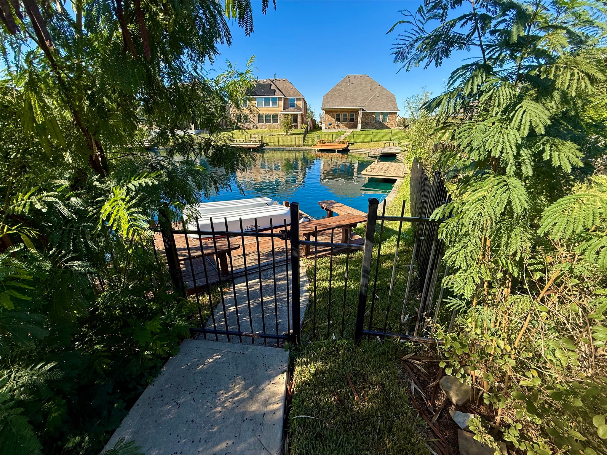 2803 Lake Villa Drive Property Photo 17