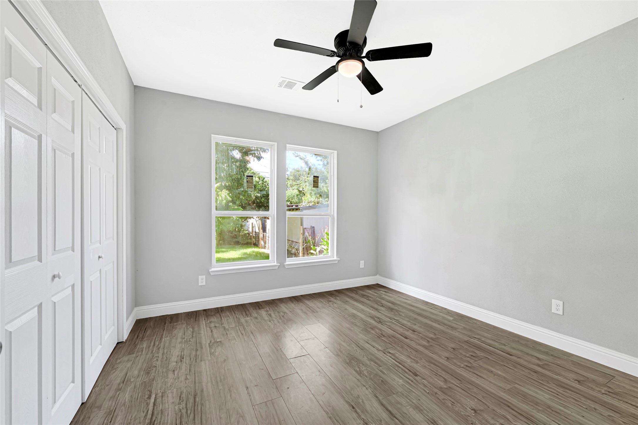 2332 Margaret Street Property Photo 22