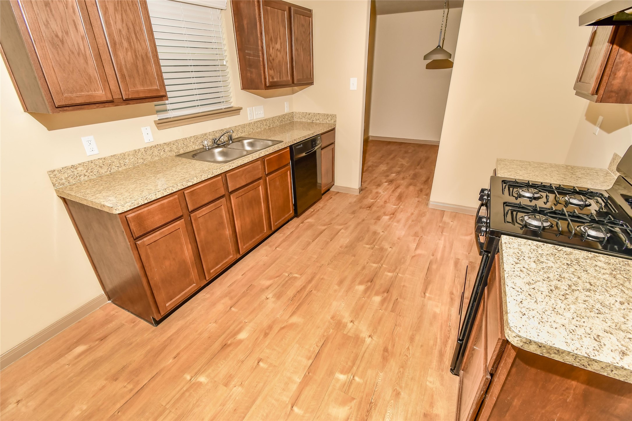 2334 Kolby Way Property Photo 6