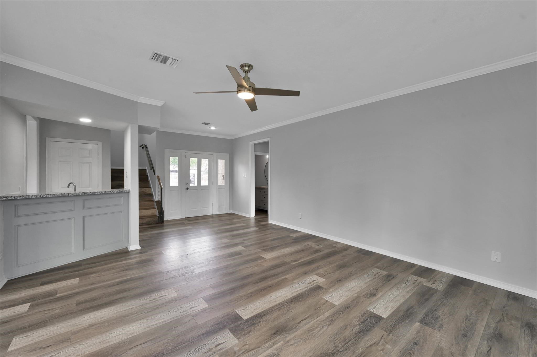 13527 Summer Hill Drive Property Photo 8