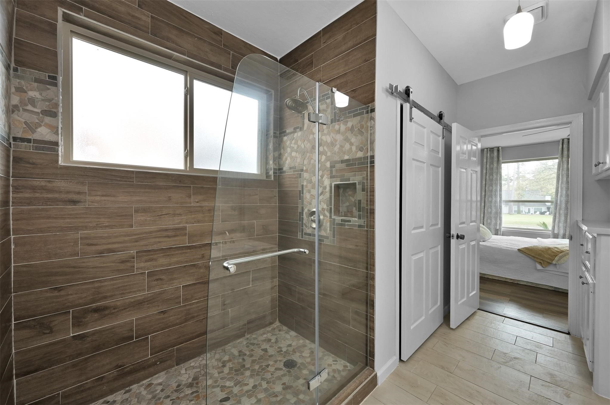 13527 Summer Hill Drive Property Photo 16