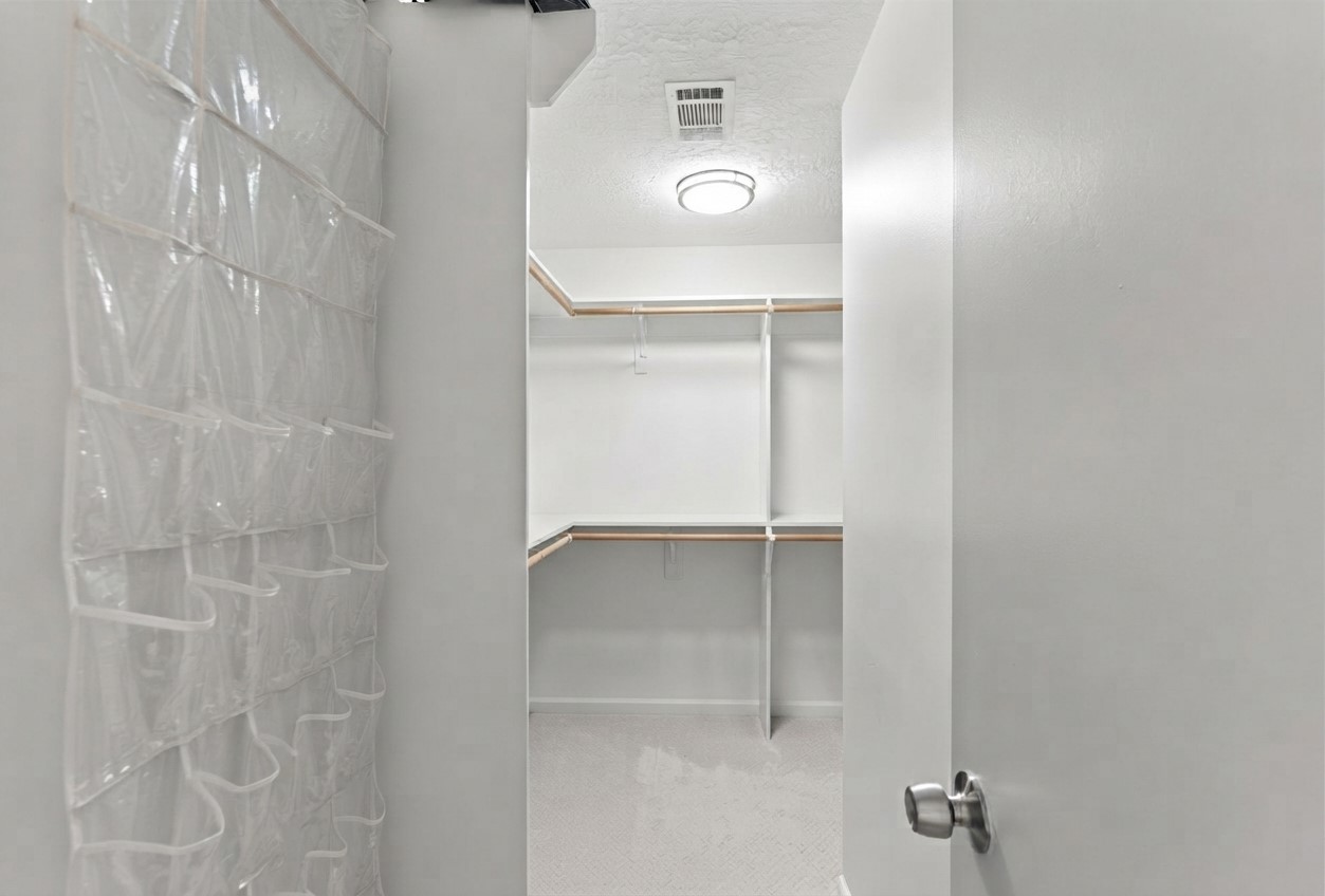 2379 Briarwest Boulevard 96 Property Photo 16