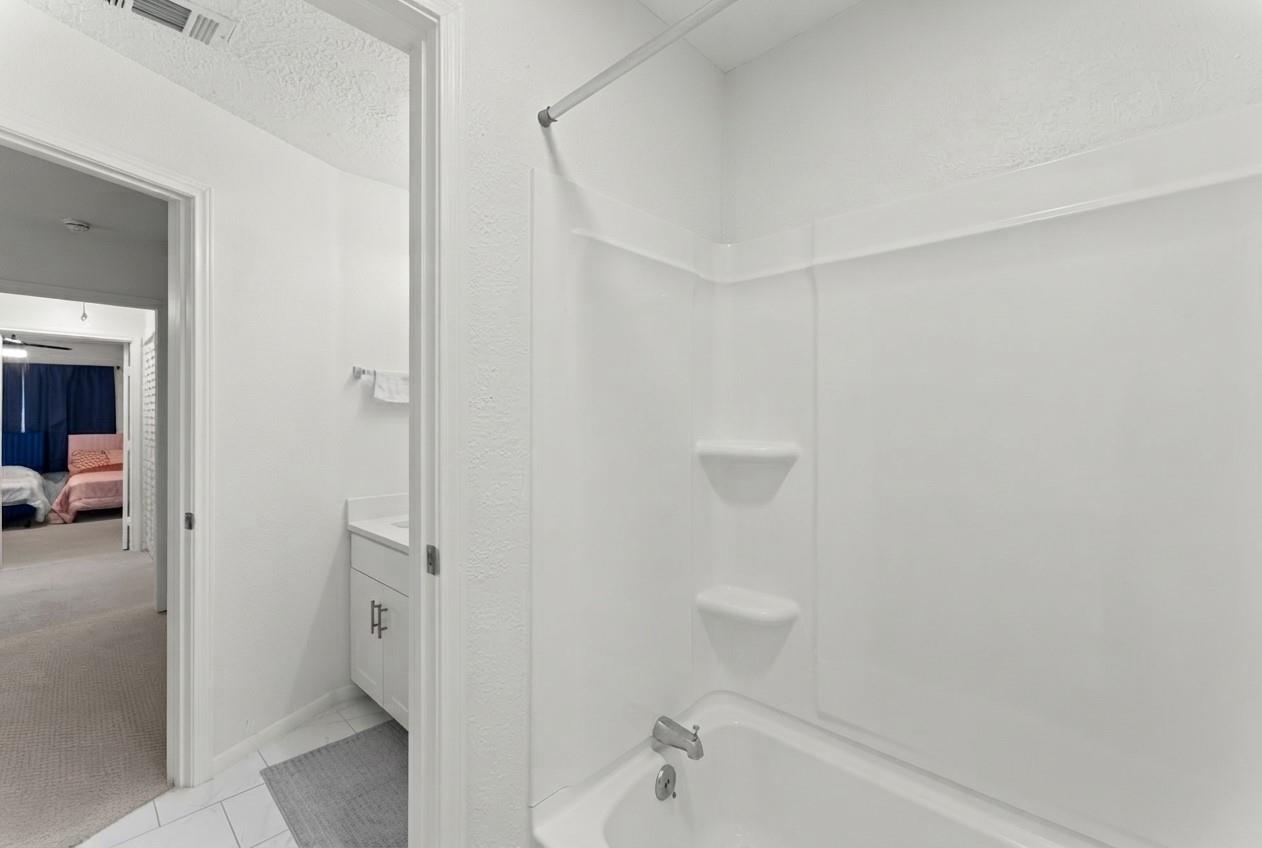 2379 Briarwest Boulevard 96 Property Photo 18