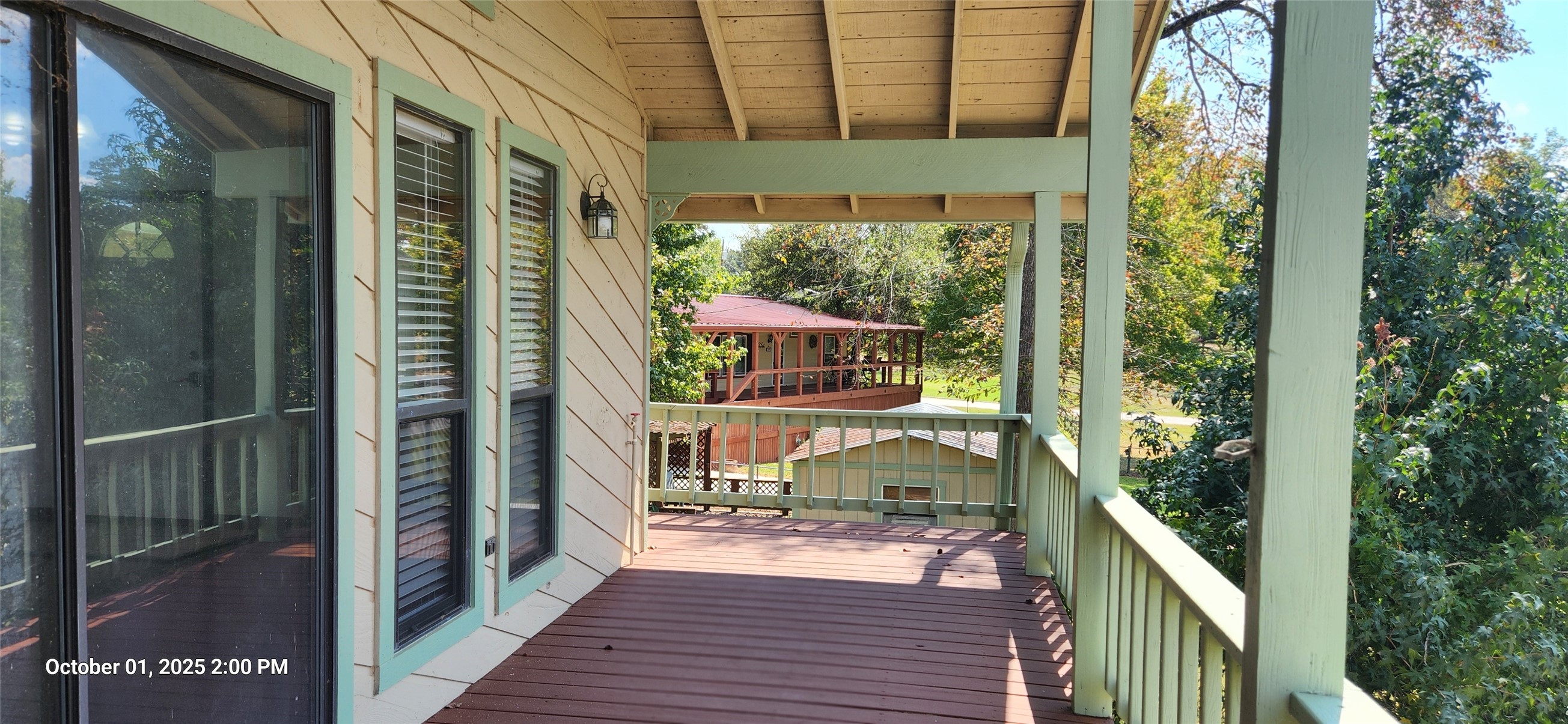 121 N Point Drive N Property Photo 11