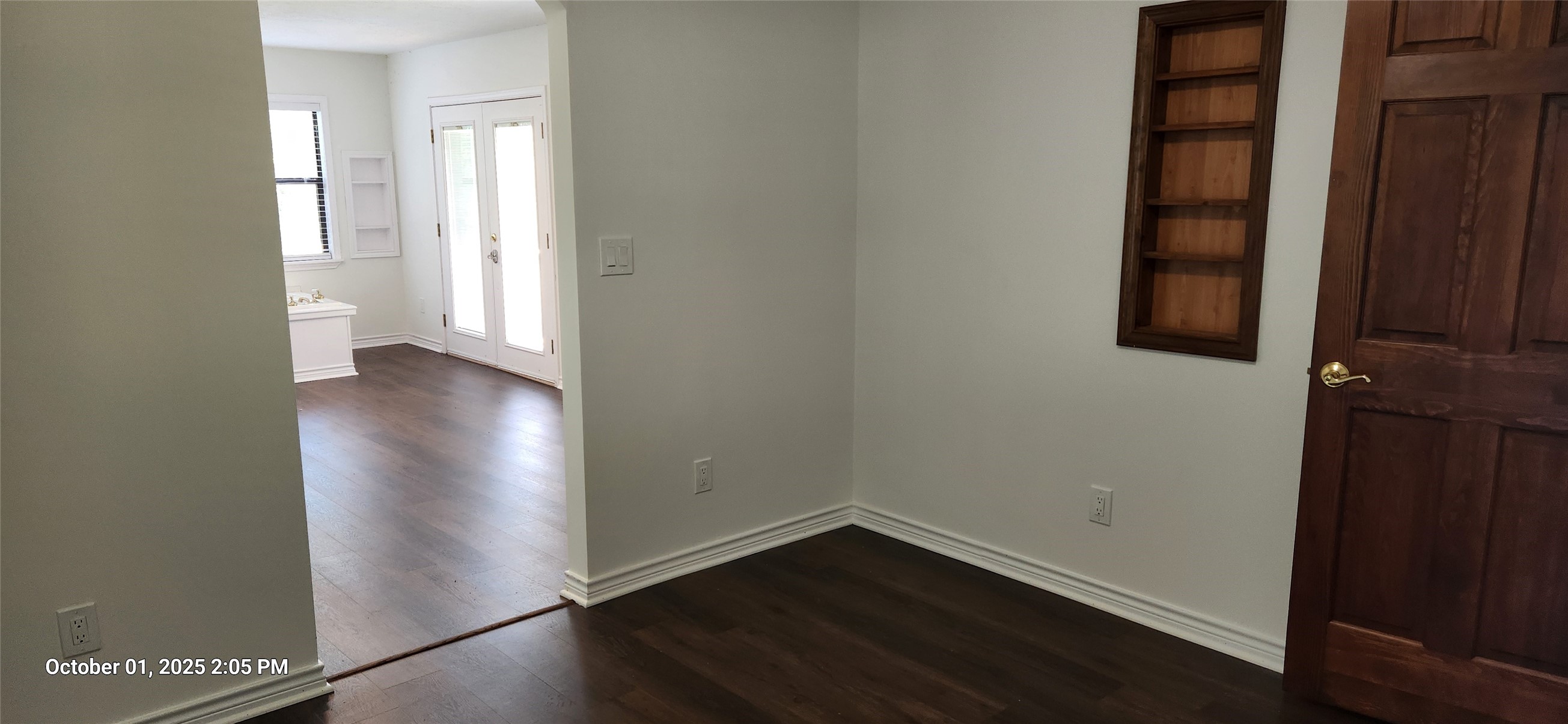 121 N Point Drive N Property Photo 29