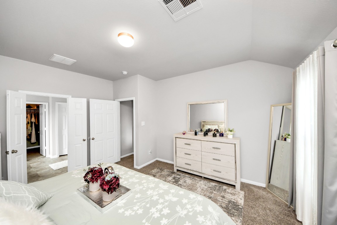 2918 Silverhorn Lane Property Photo 31