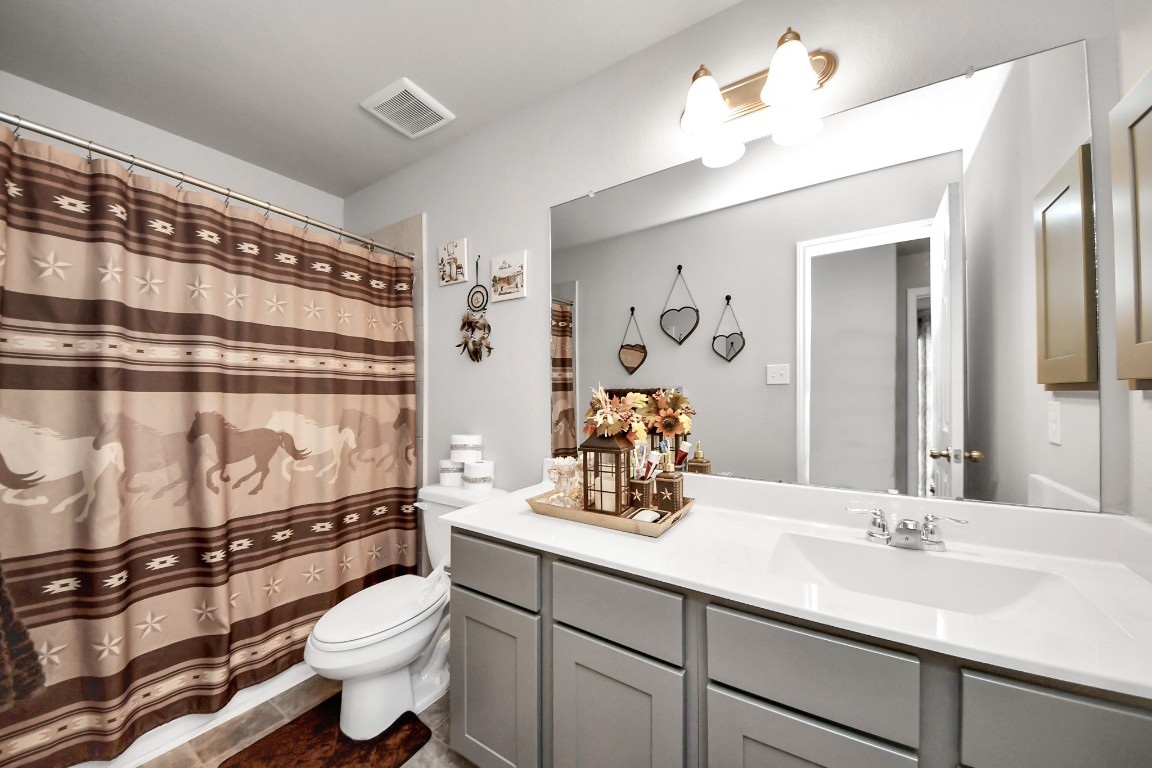 2918 Silverhorn Lane Property Photo 39
