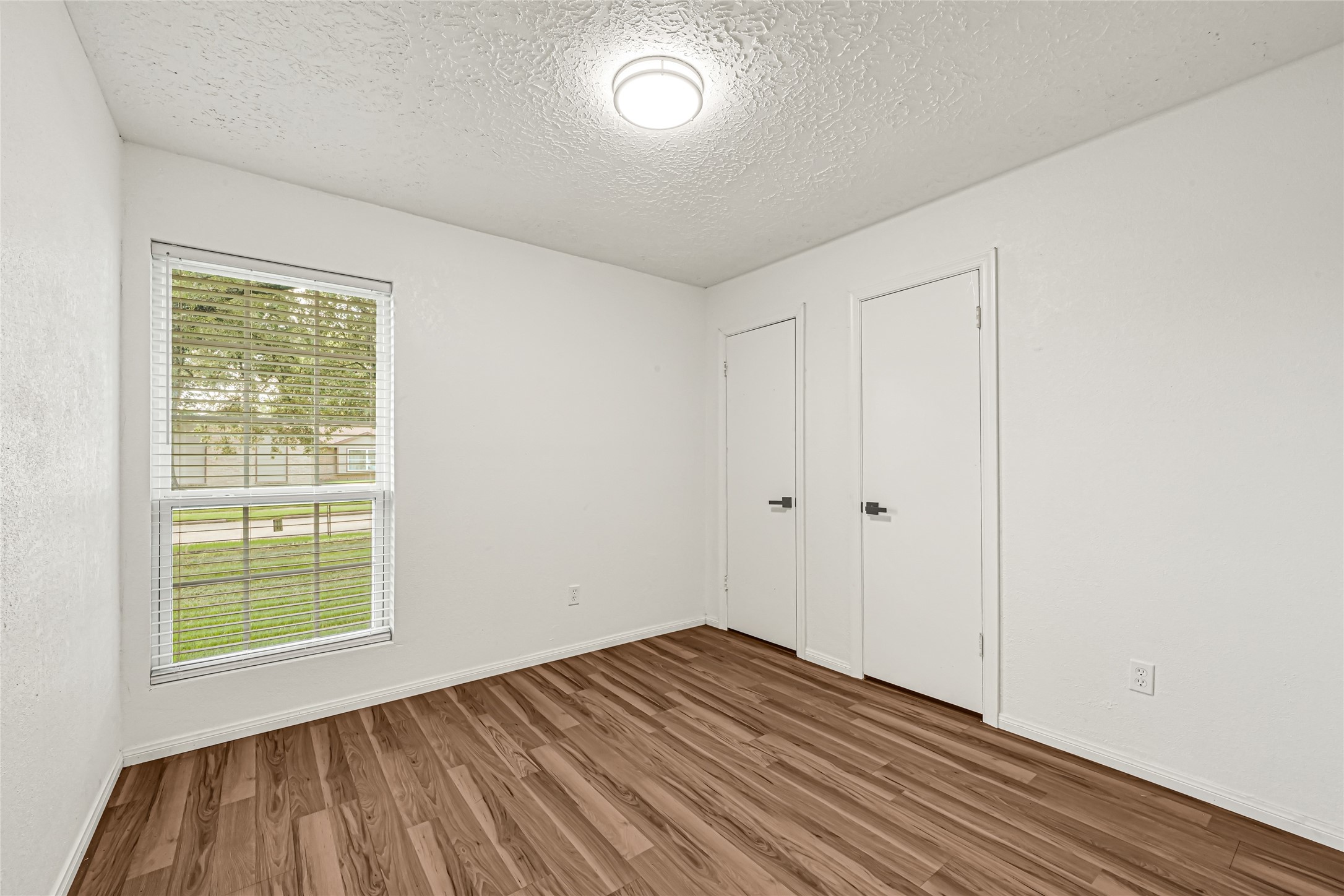 13327 N Thorntree Drive Property Photo 13
