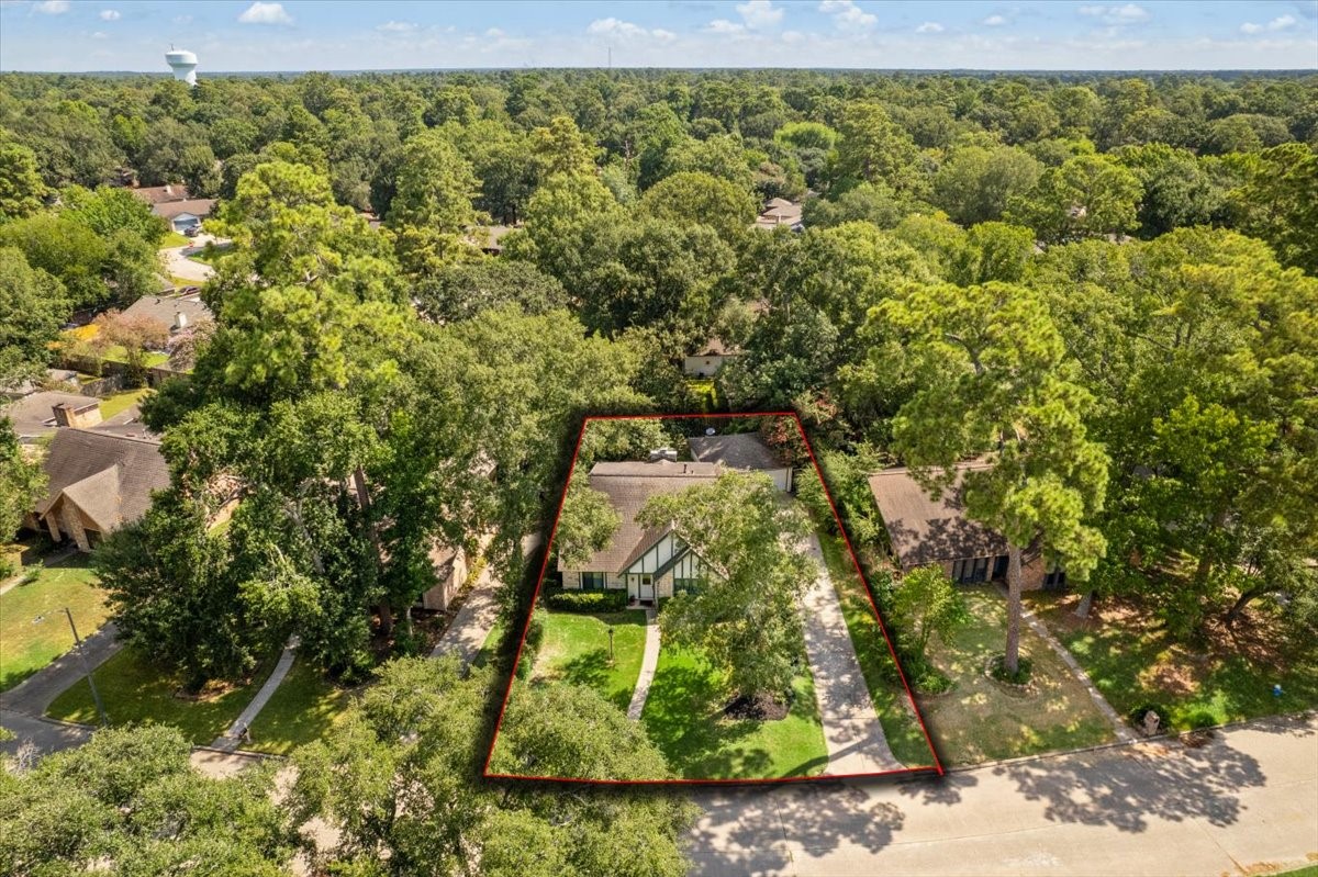 4006 Flint Creek Drive Property Photo 2