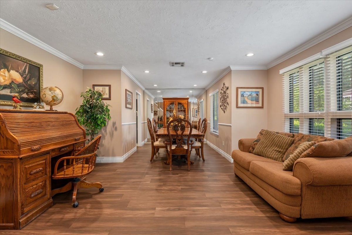 4006 Flint Creek Drive Property Photo 6