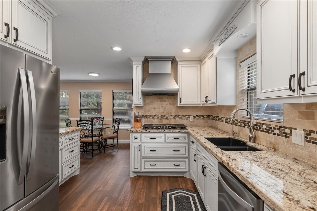 4006 Flint Creek Drive Property Photo 16