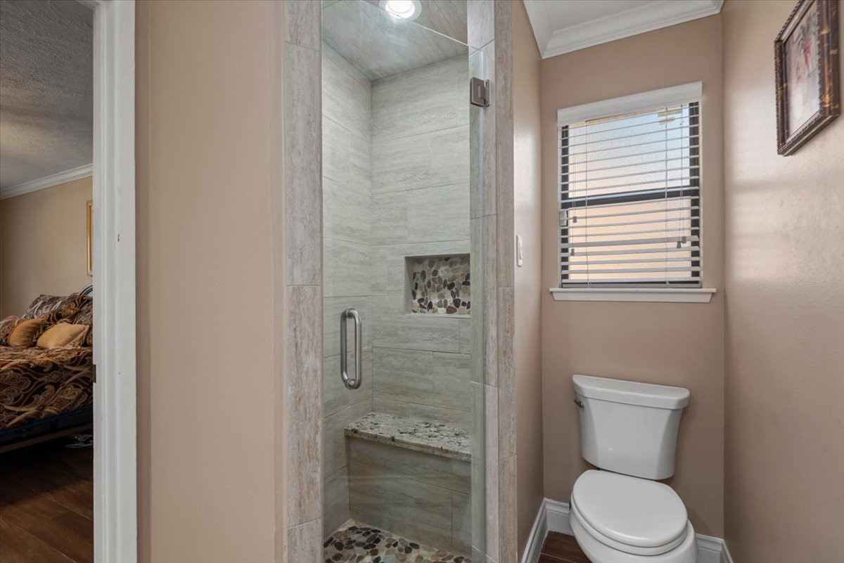 4006 Flint Creek Drive Property Photo 24