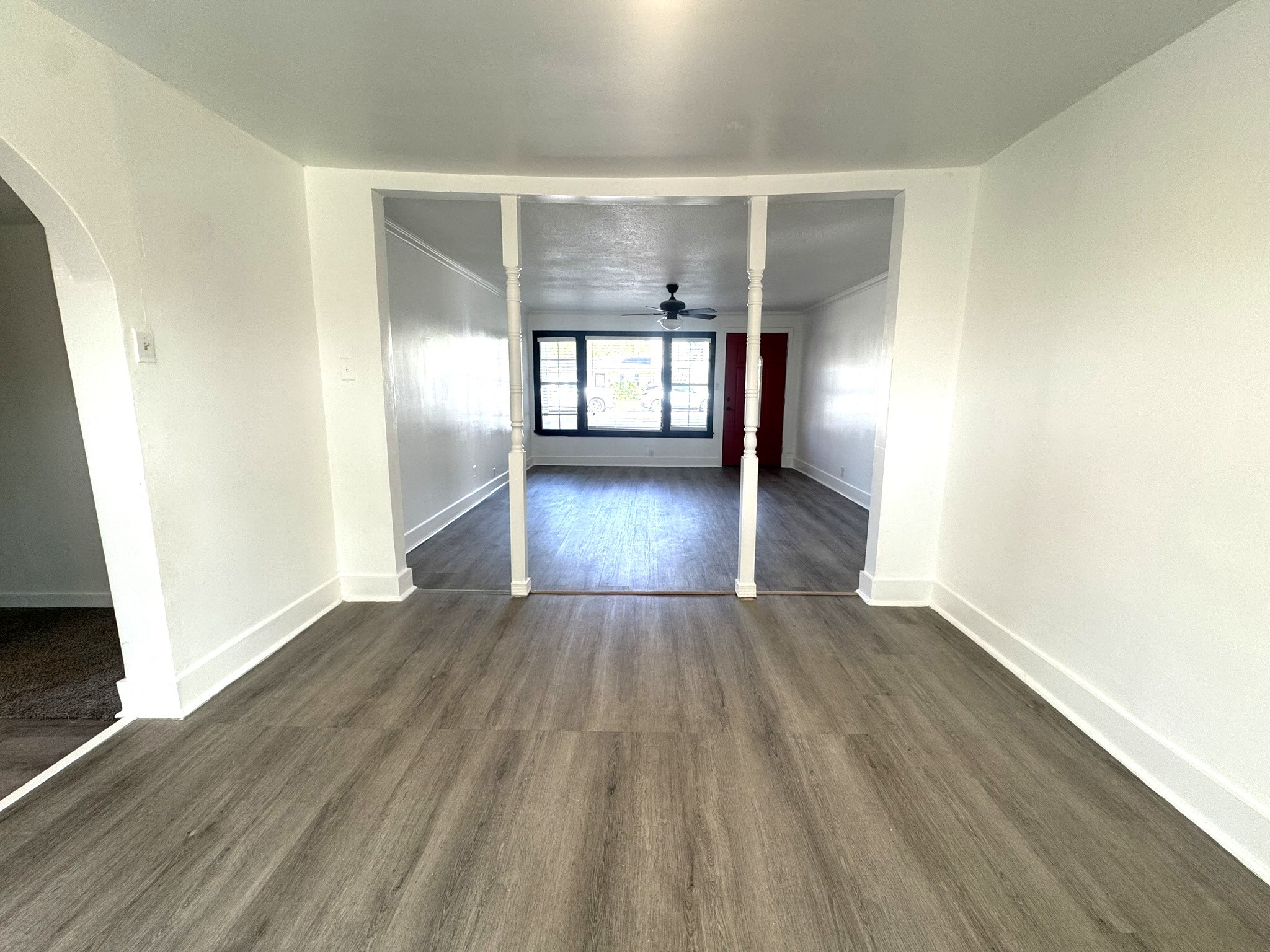 3007 Meadowlane Street Property Photo 11