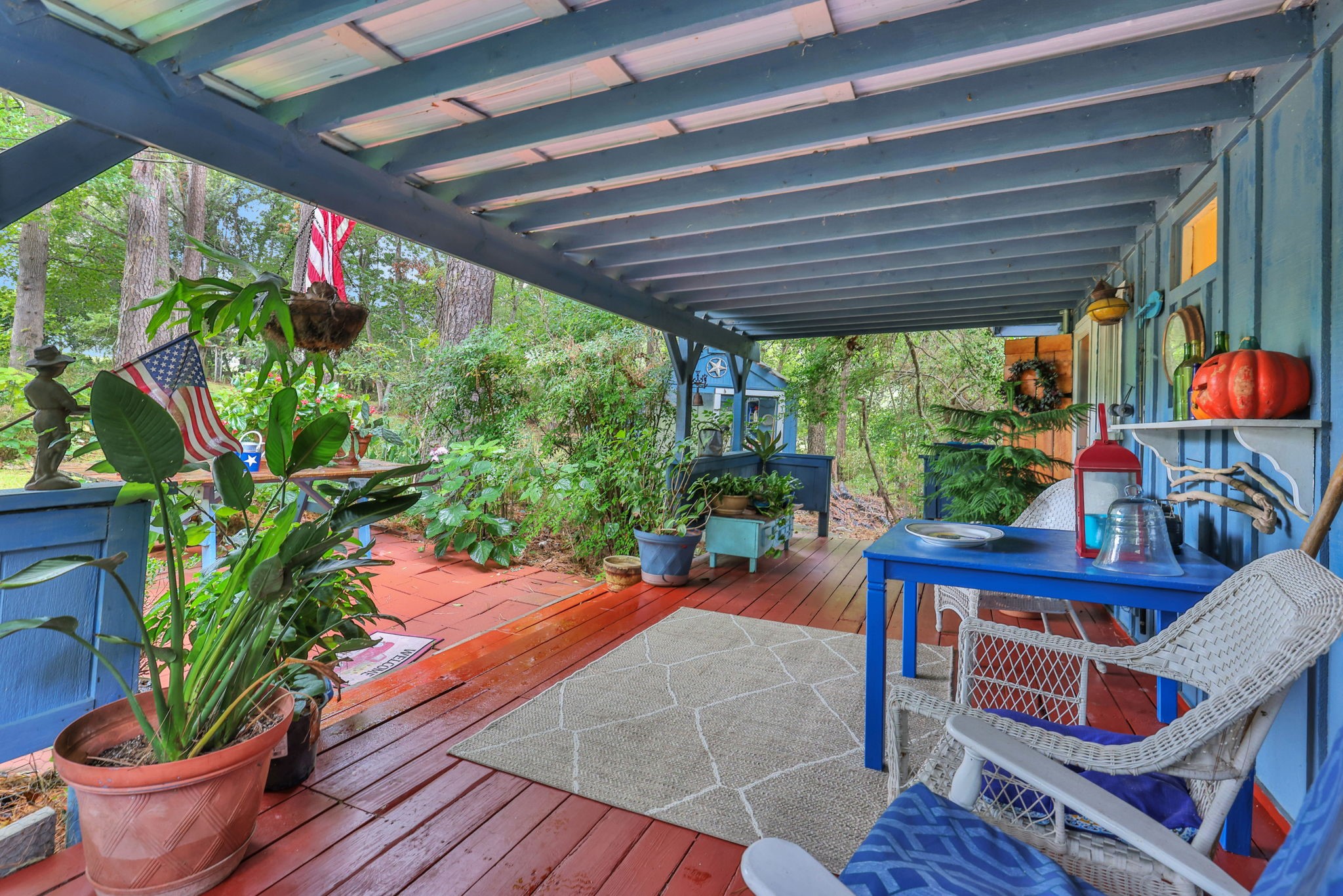 300 Timber Drive Property Photo 4