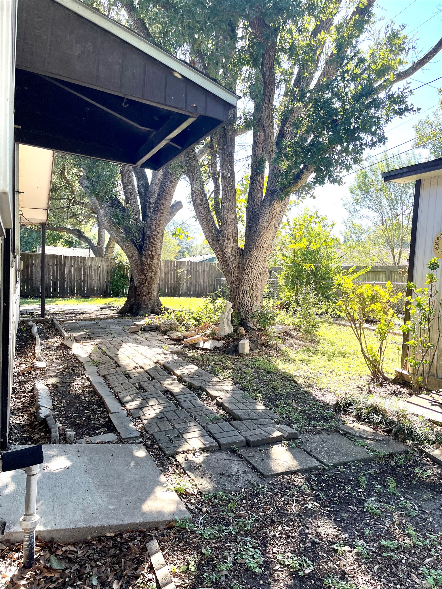 725 Westwood Drive Property Photo 31