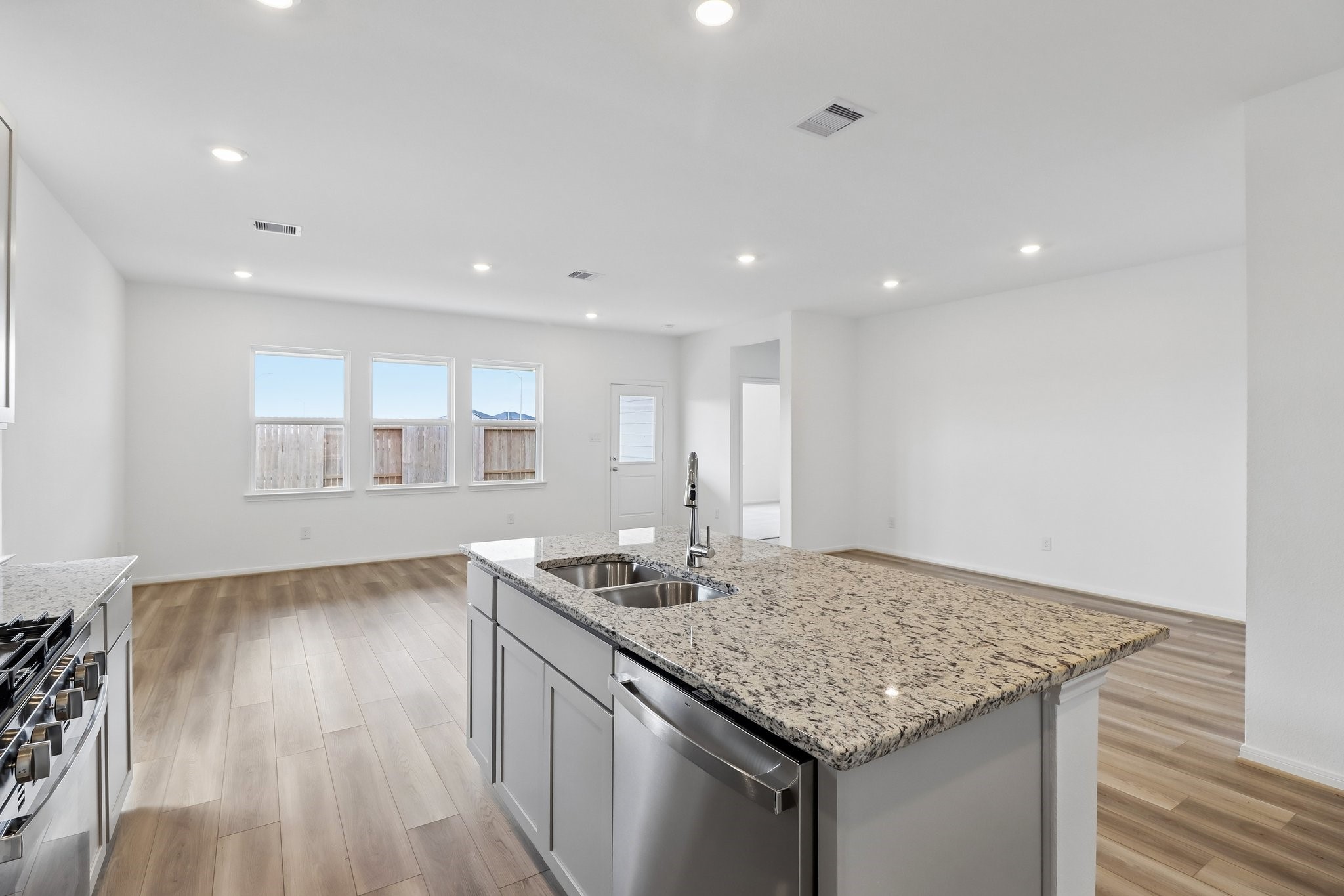 26723 Plain Glee Street Property Photo 9