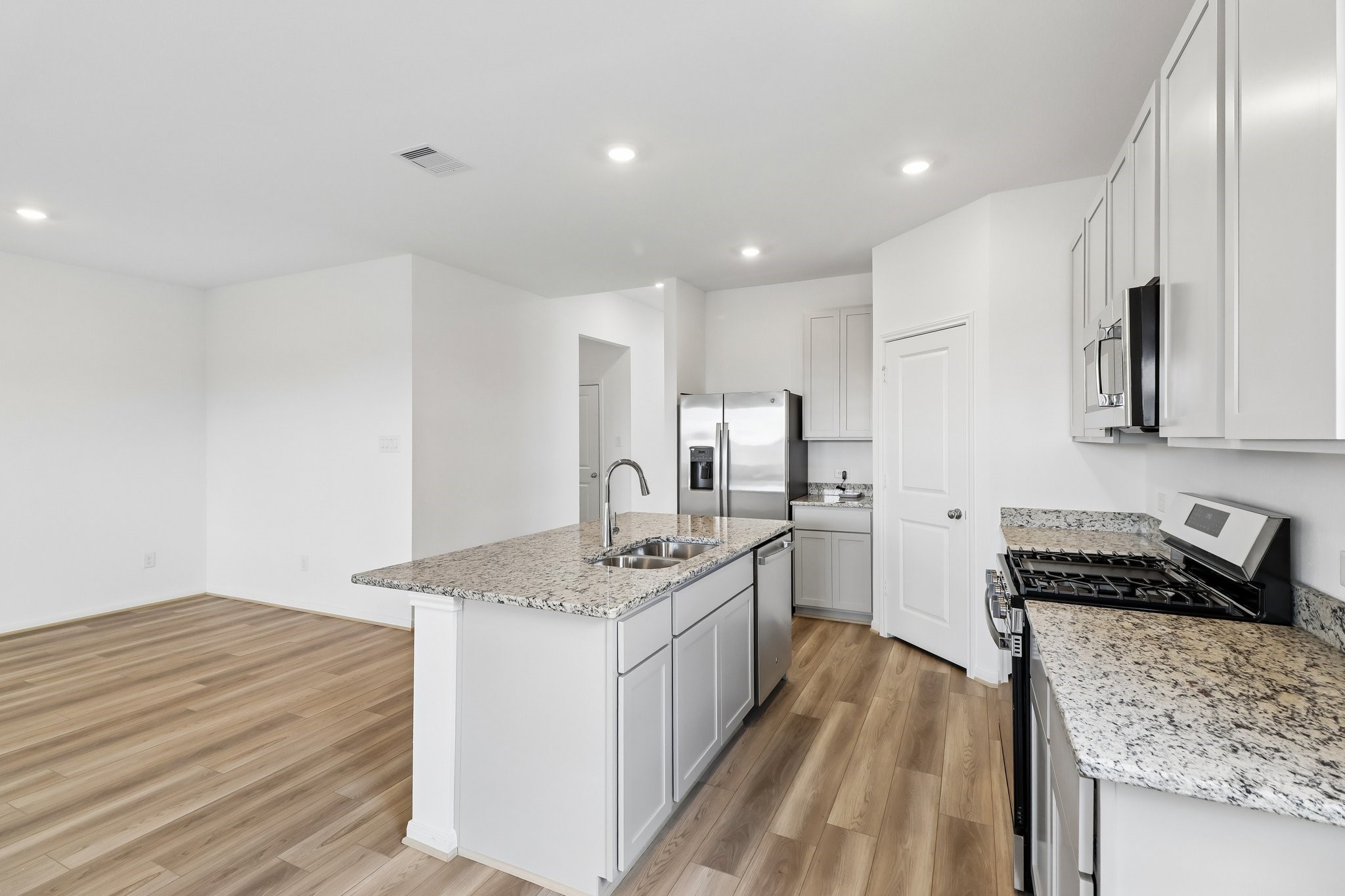 26723 Plain Glee Street Property Photo 11