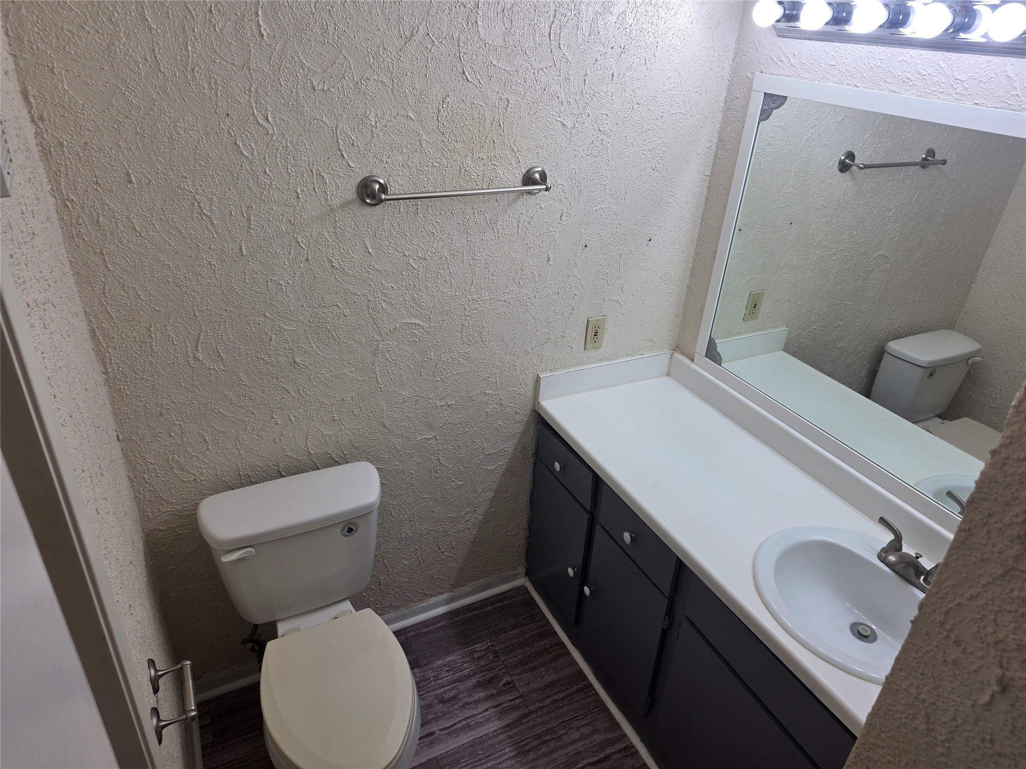 3025 Walnut Bend Lane 21 Property Photo 25
