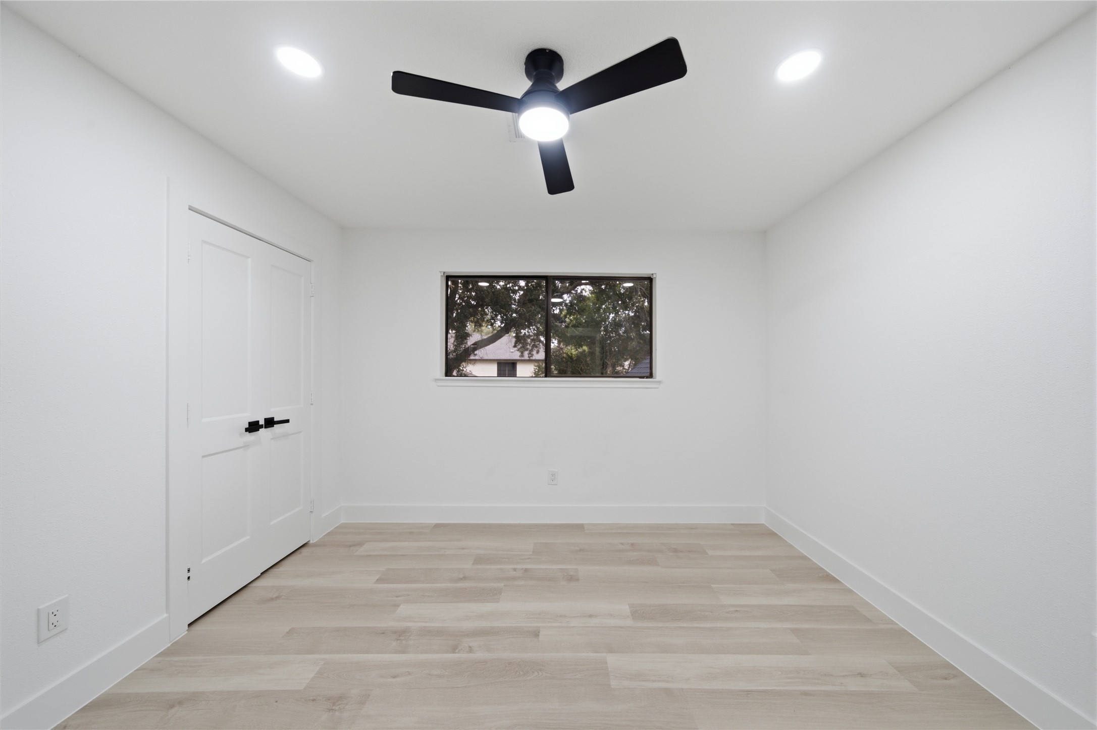 9918 Sagegreen Drive Property Photo 28