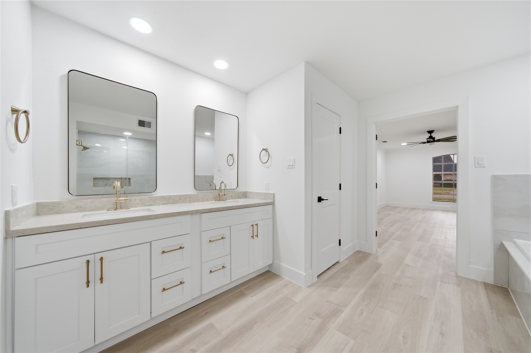 9918 Sagegreen Drive Property Photo 32