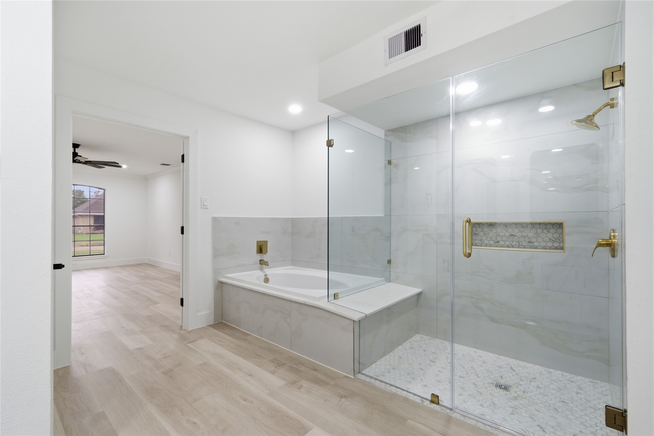 9918 Sagegreen Drive Property Photo 33