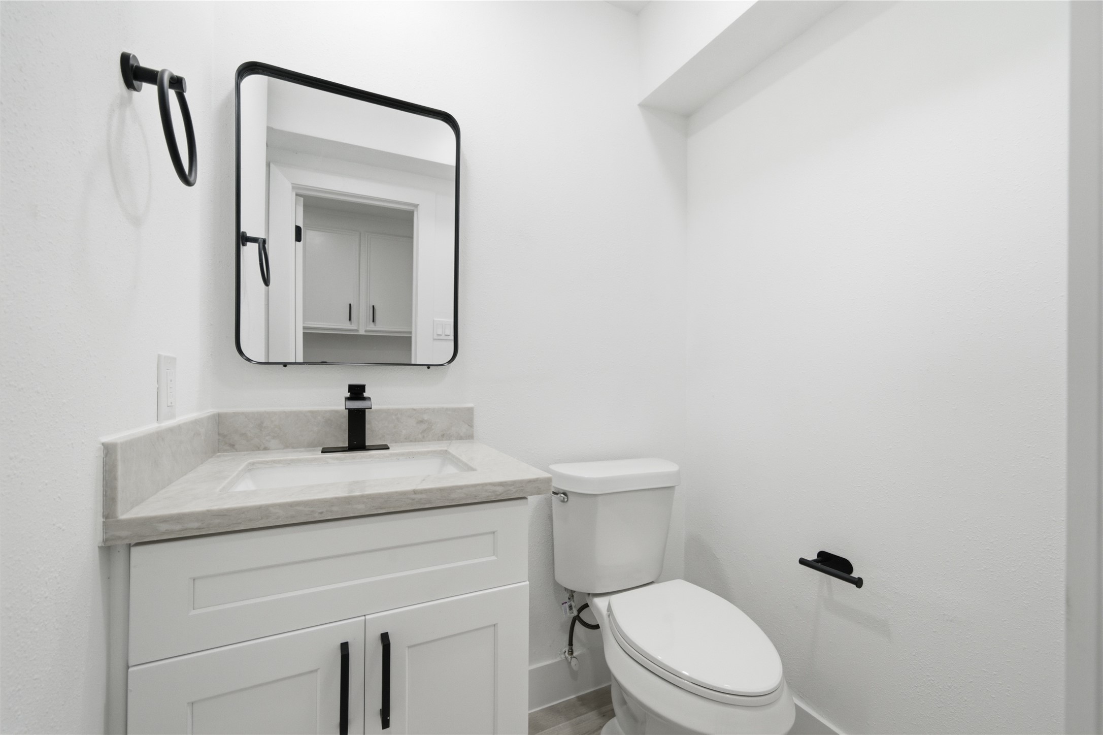 9918 Sagegreen Drive Property Photo 35