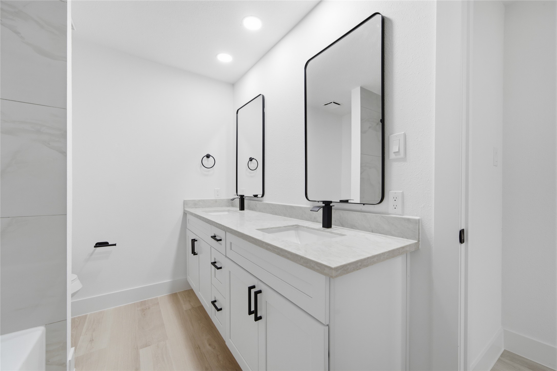 9918 Sagegreen Drive Property Photo 37