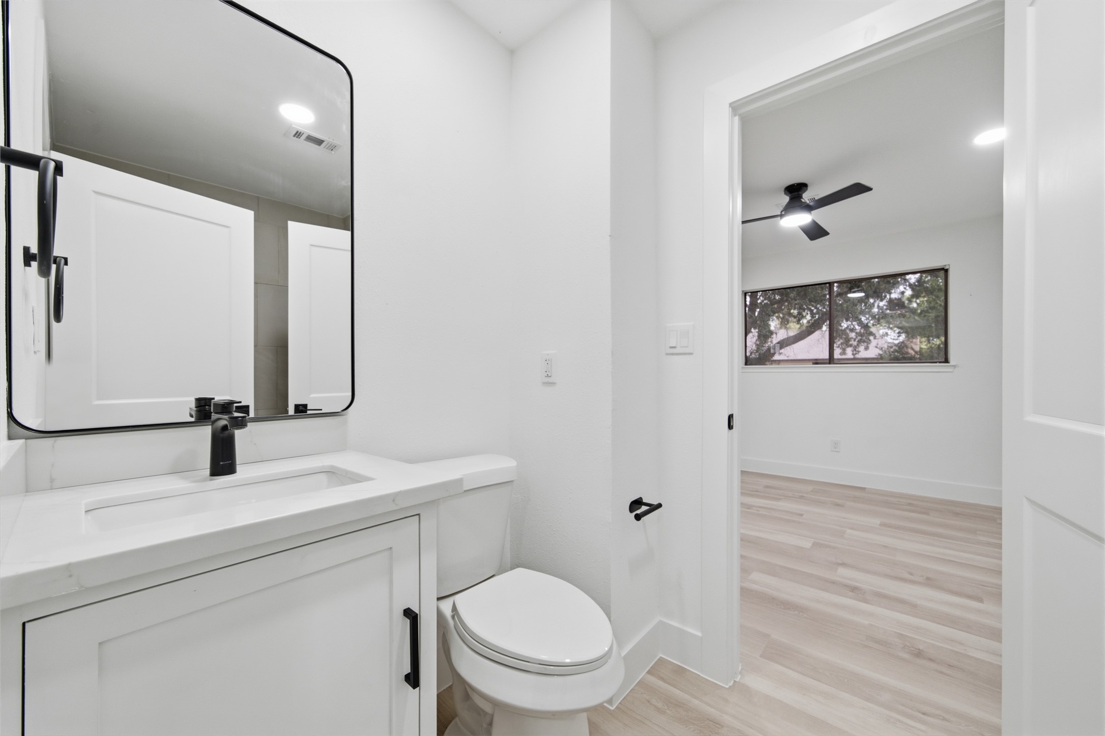 9918 Sagegreen Drive Property Photo 38