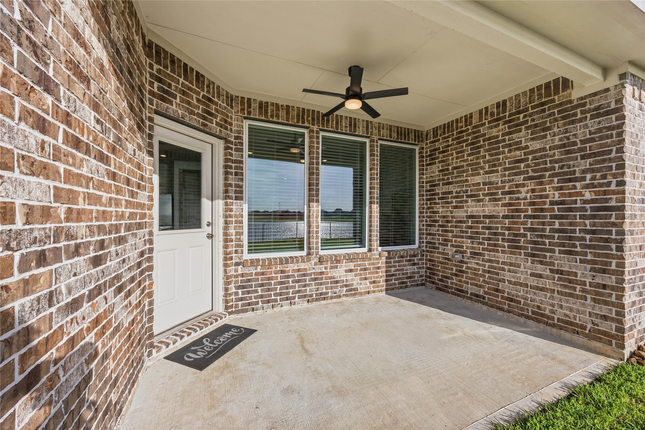 2517 Lago Costa Drive Property Photo 24