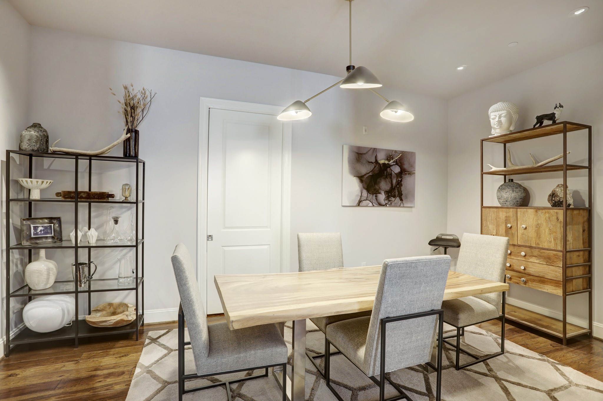 2221 Welch Street 201 Property Photo 4