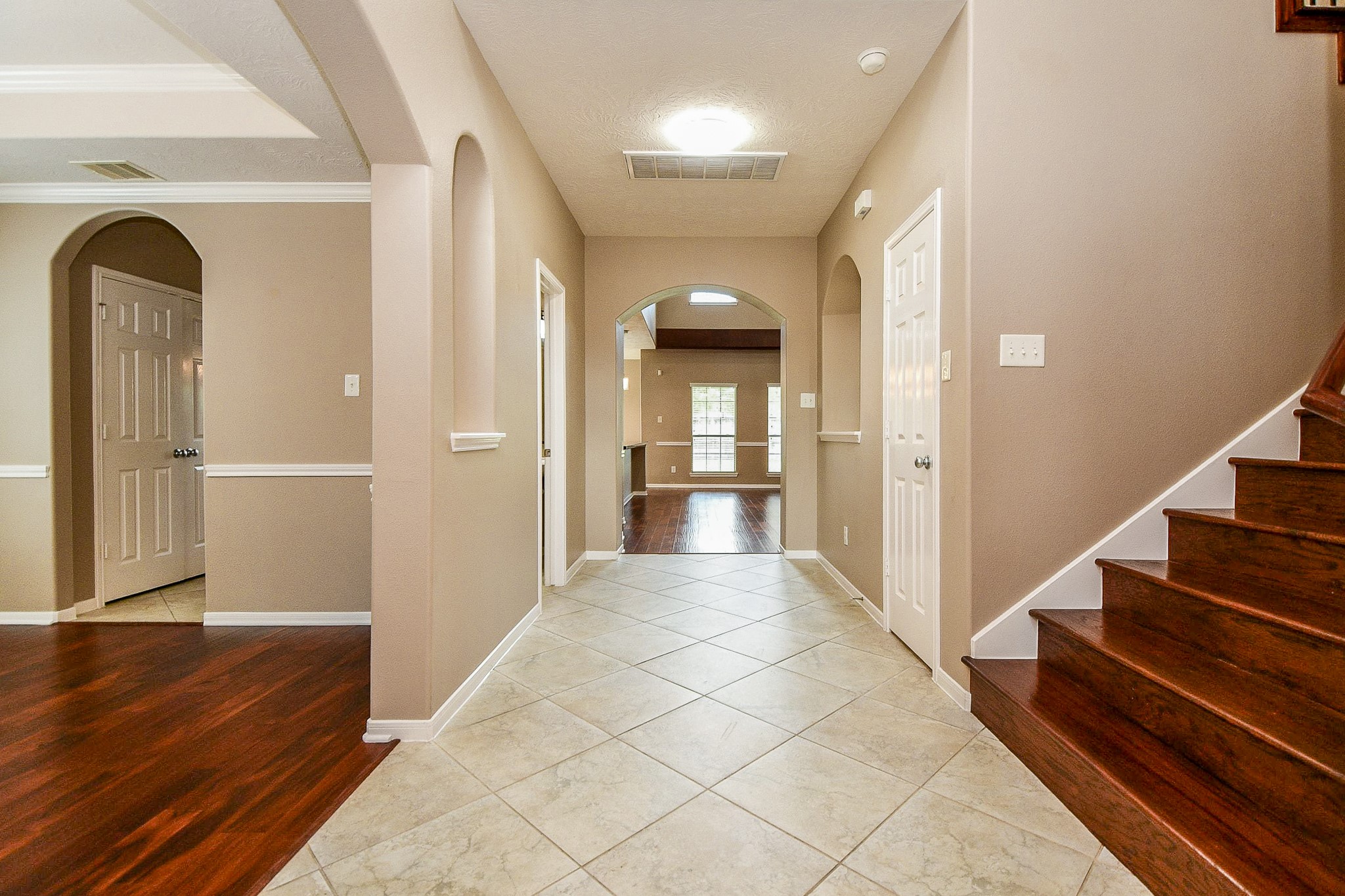 26011 Pebble Terrane Property Photo 6