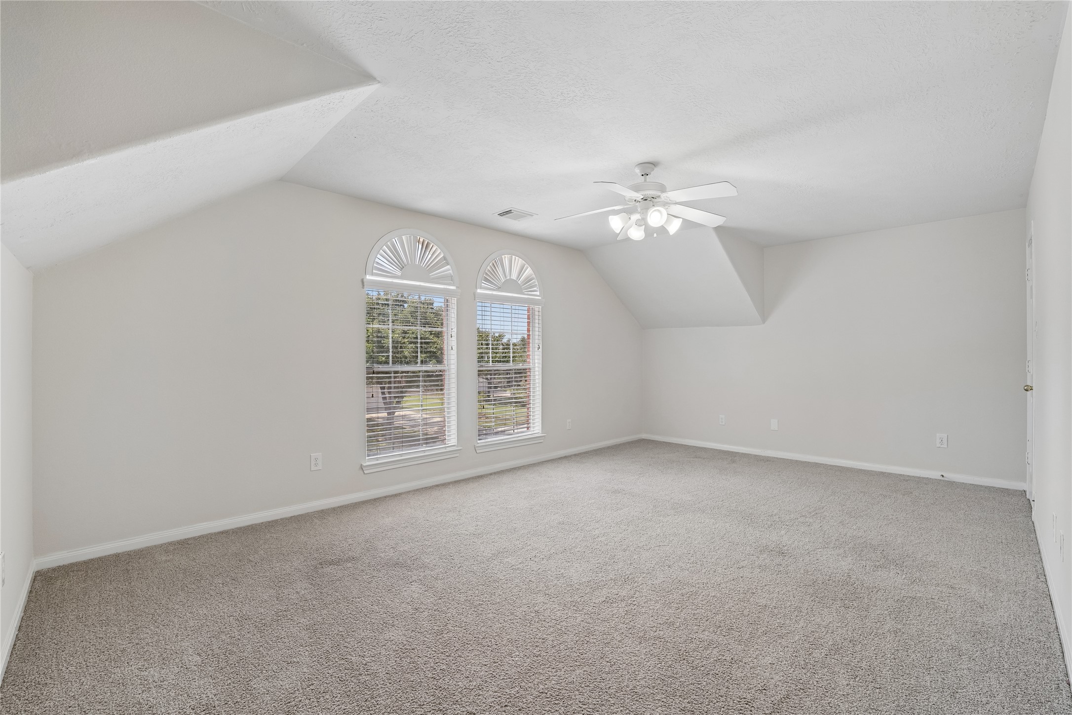 12722 Carriage Glen Drive Property Photo 27