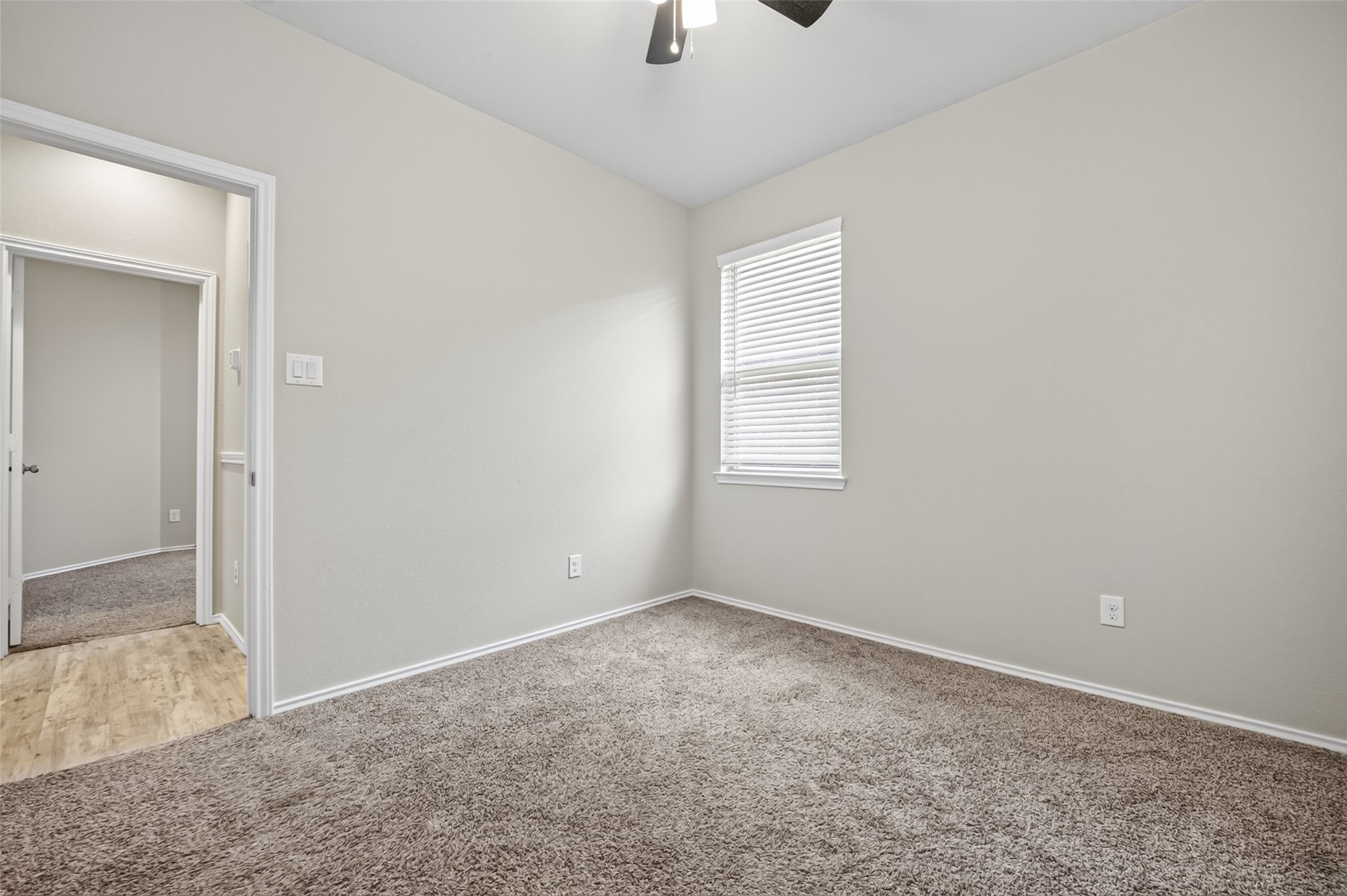2314 Fallen Willow Court Property Photo 16