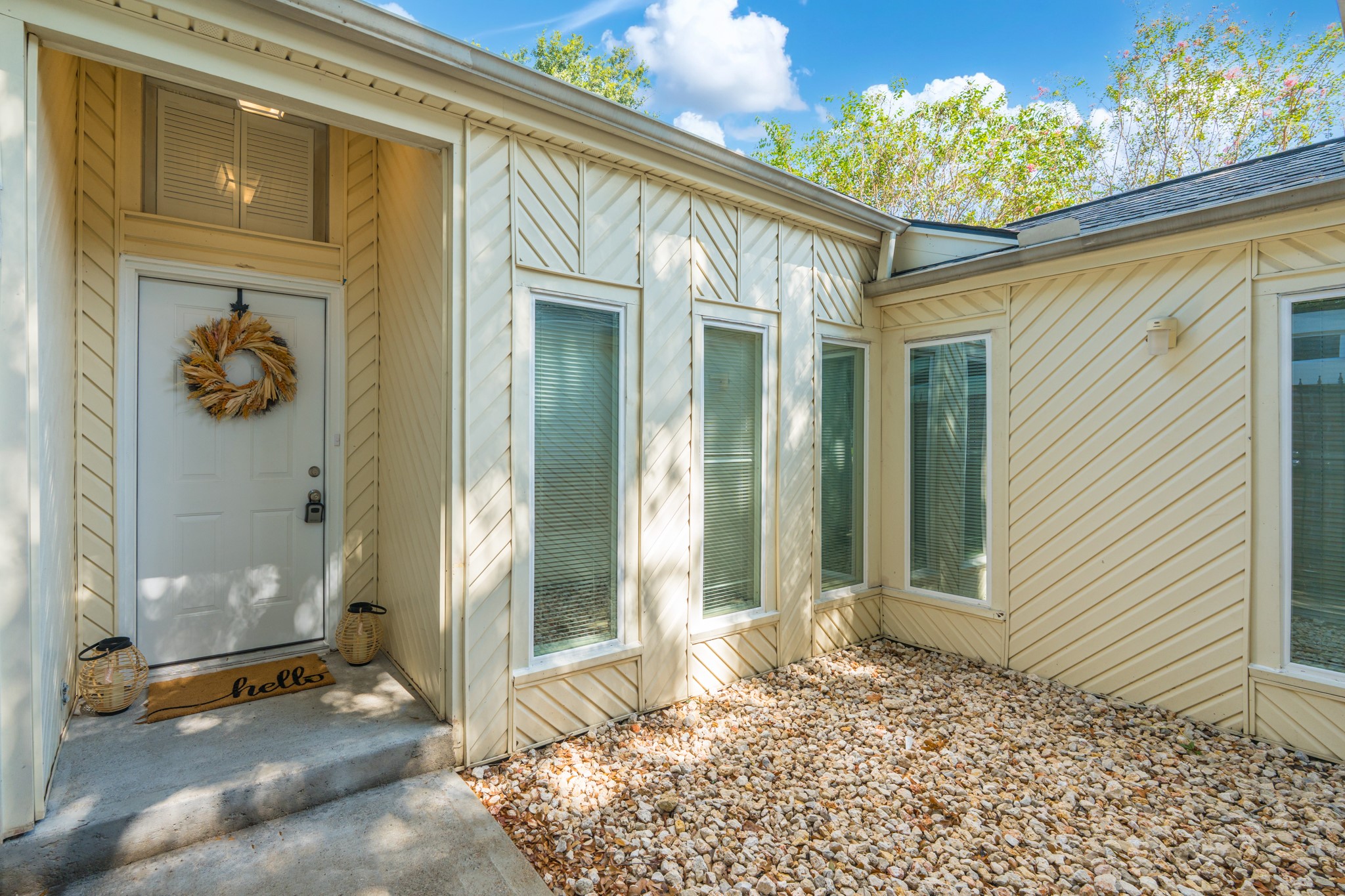 4054 Evening Trail Drive Property Photo 1