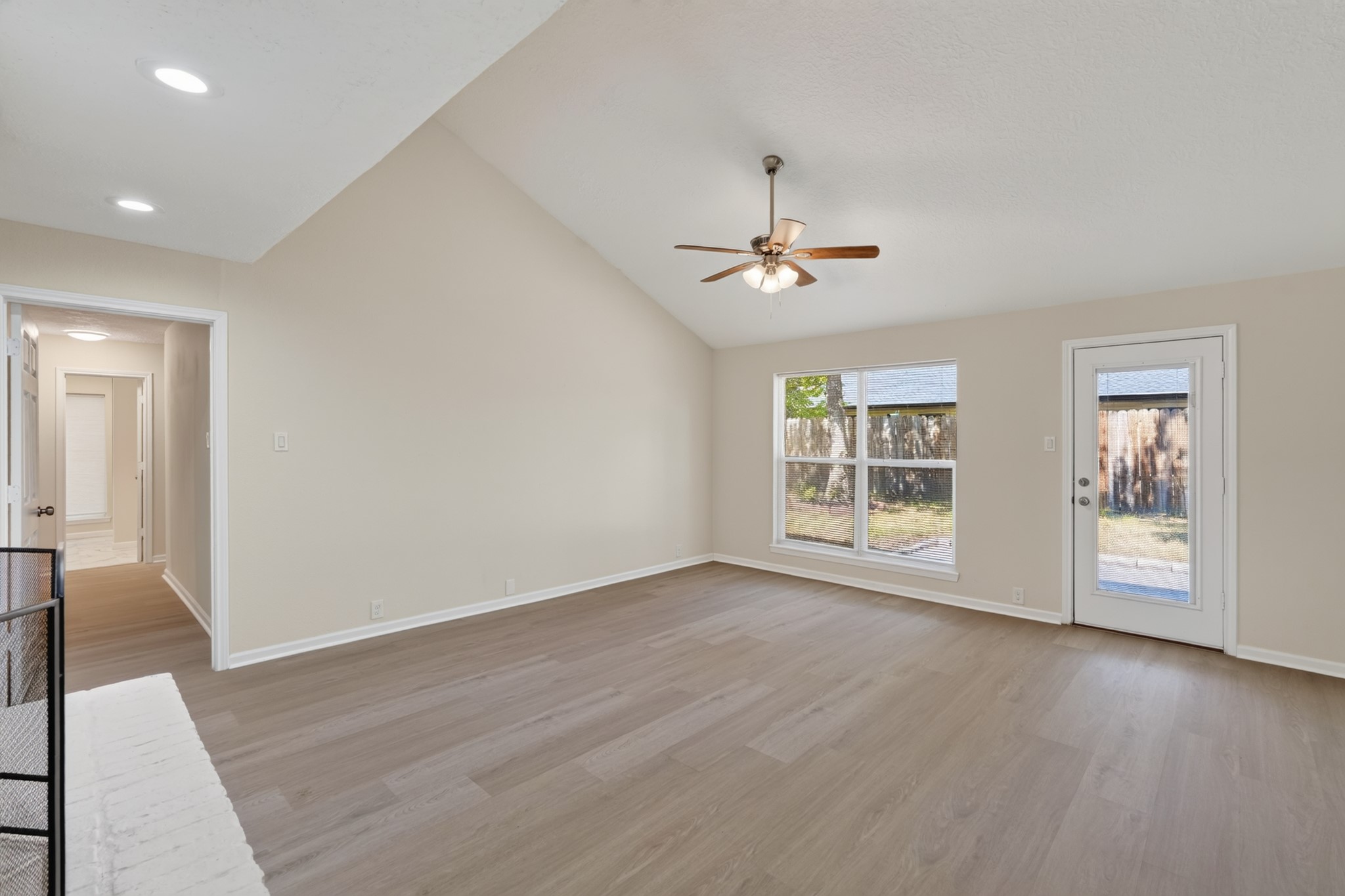 4054 Evening Trail Drive Property Photo 11