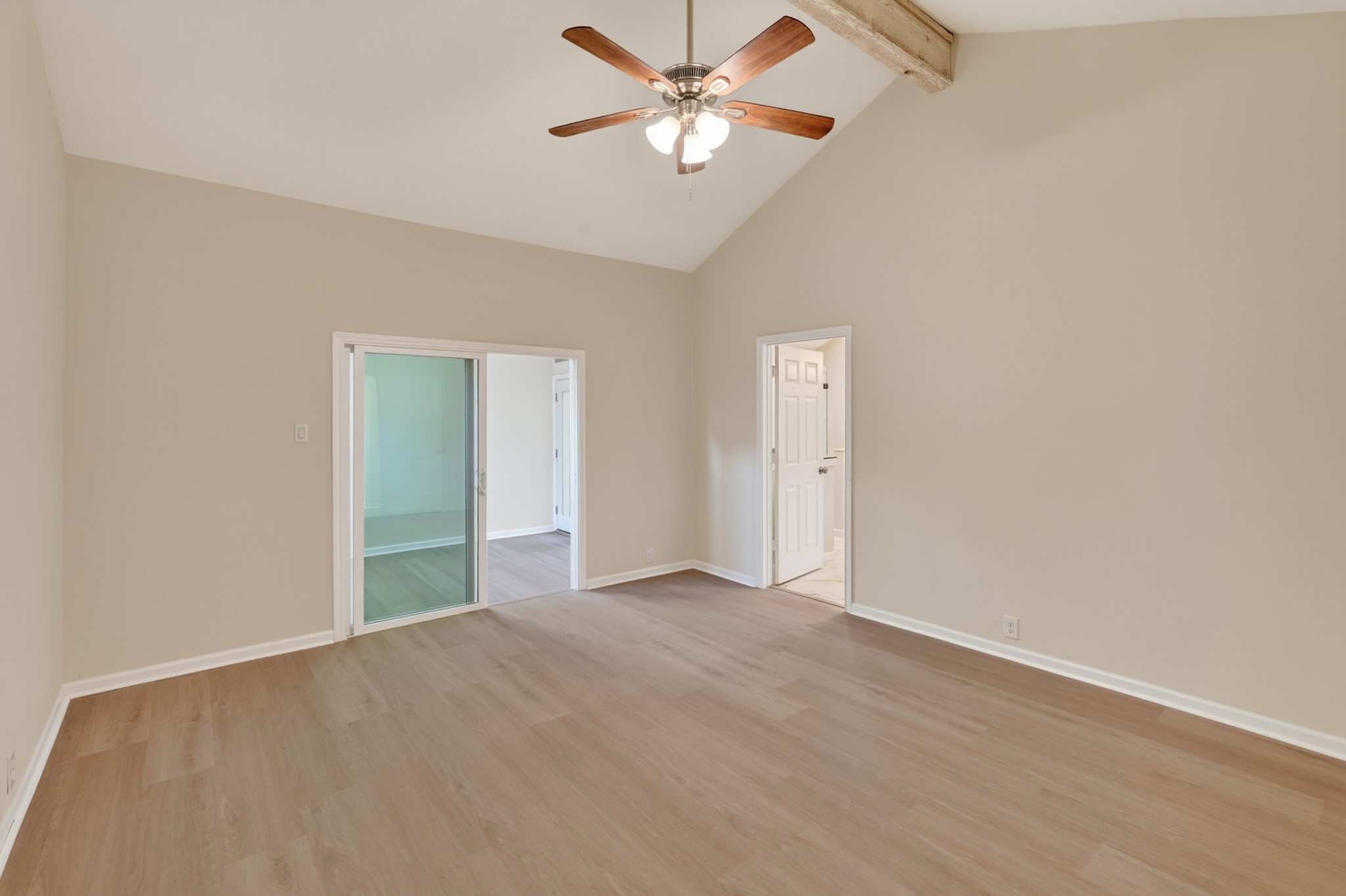 4054 Evening Trail Drive Property Photo 28