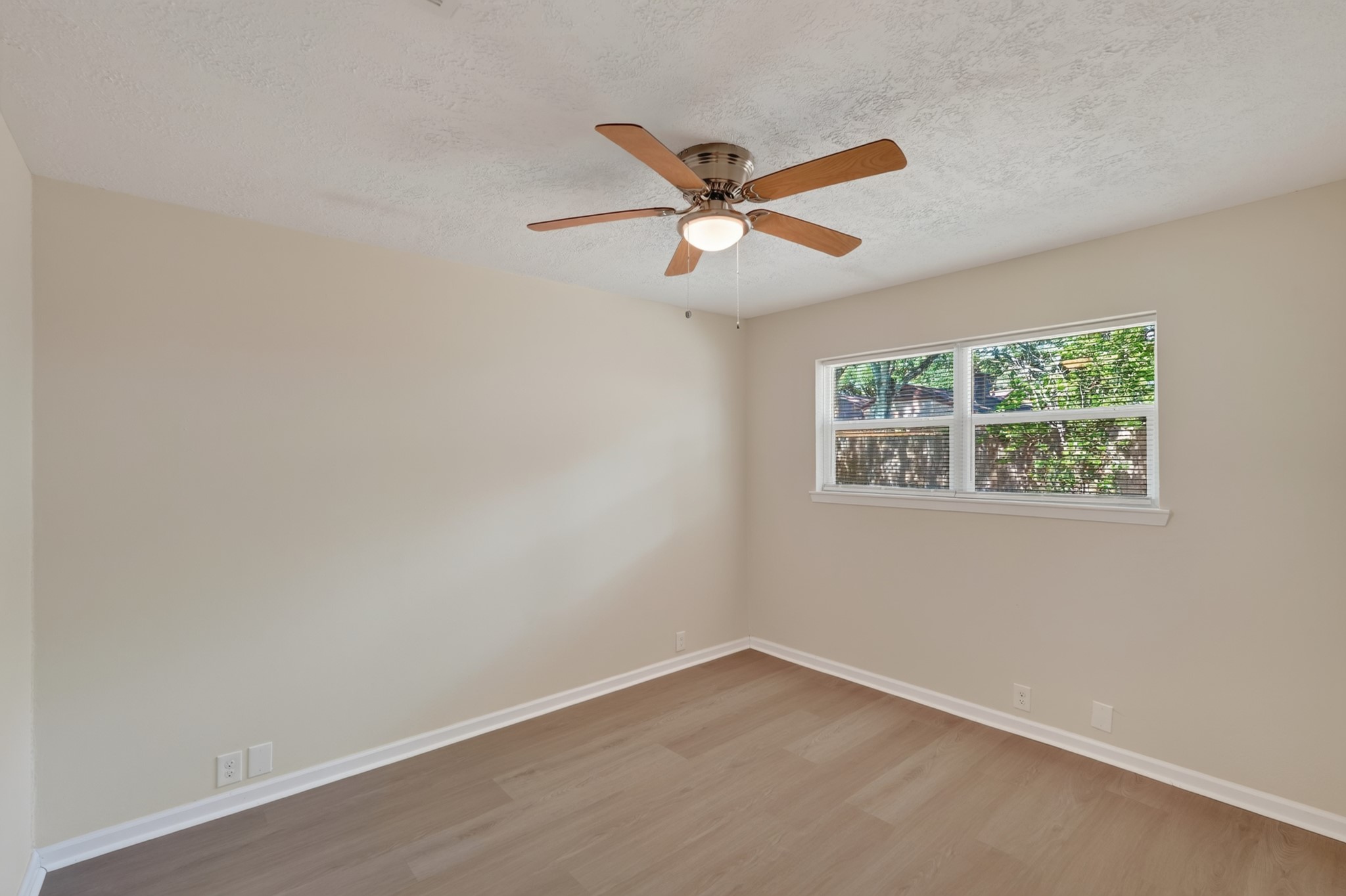 4054 Evening Trail Drive Property Photo 34