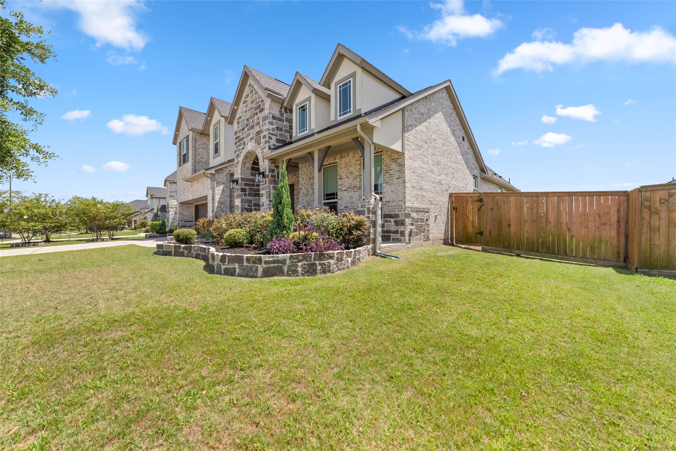 412 Stratus View Court Property Photo 5