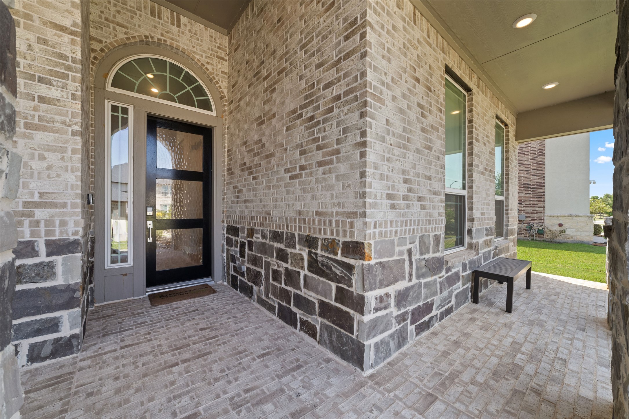 412 Stratus View Court Property Photo 7