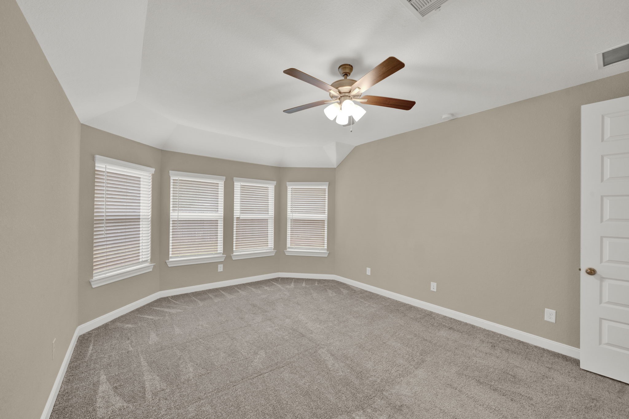 2217 Gadwall Court Property Photo 13