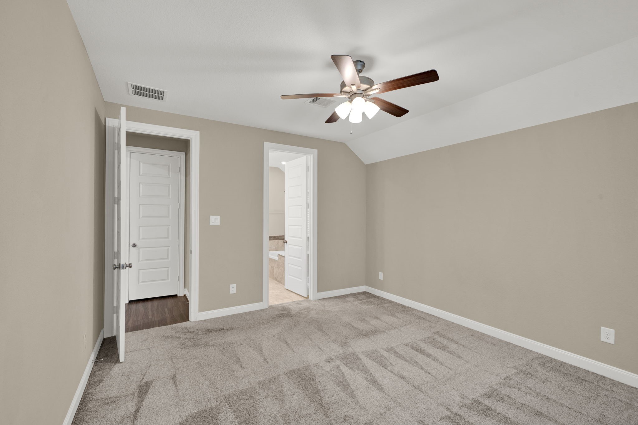 2217 Gadwall Court Property Photo 15