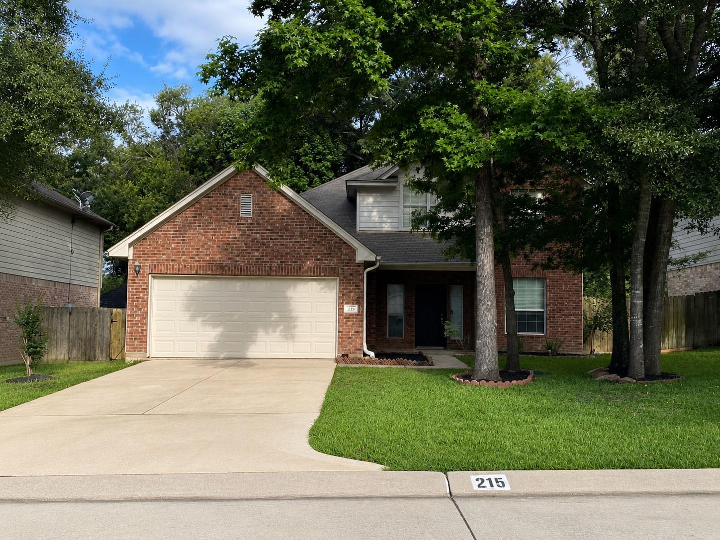 215 Doncaster Street, Conroe Tx 77303 Property Photo 1