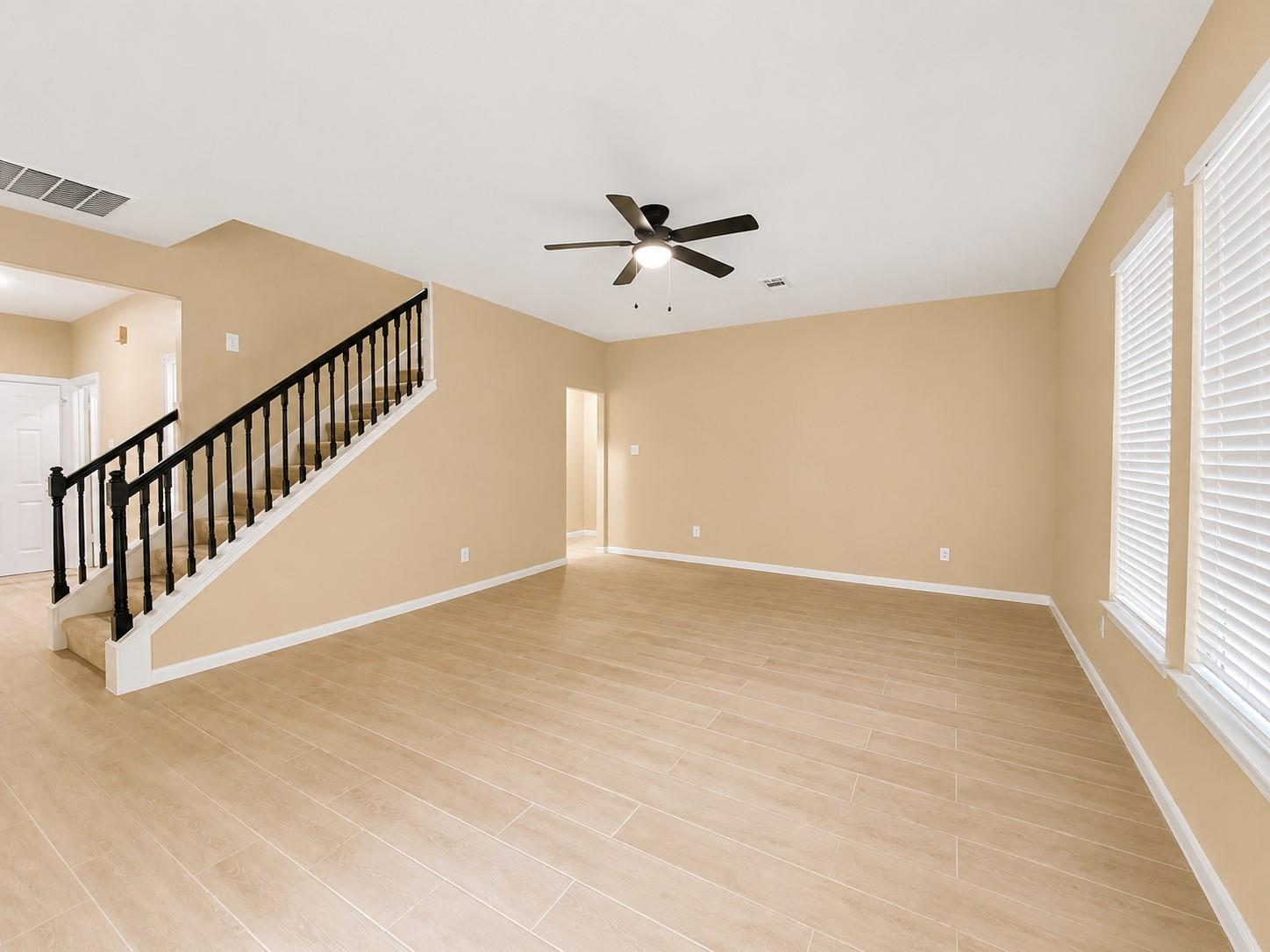 215 Doncaster Street, Conroe Tx 77303 Property Photo 7