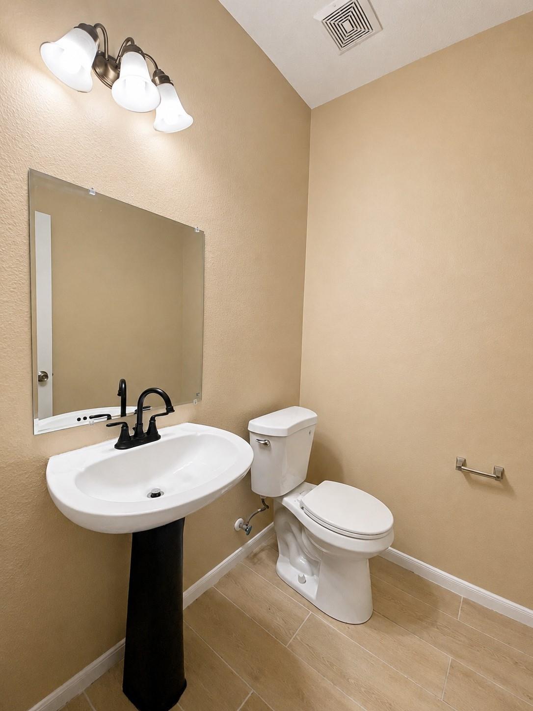 215 Doncaster Street, Conroe Tx 77303 Property Photo 14