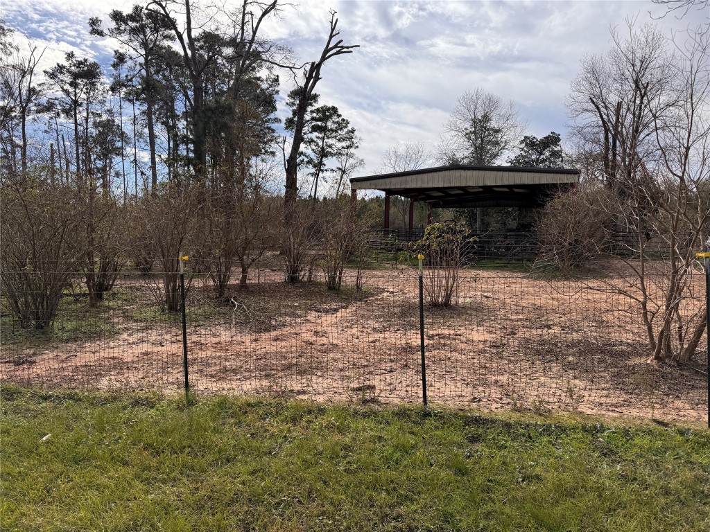 283 County Road 2247 Property Photo 13