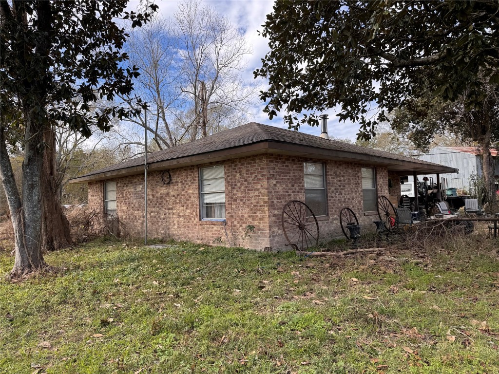 283 County Road 2247 Property Photo 14