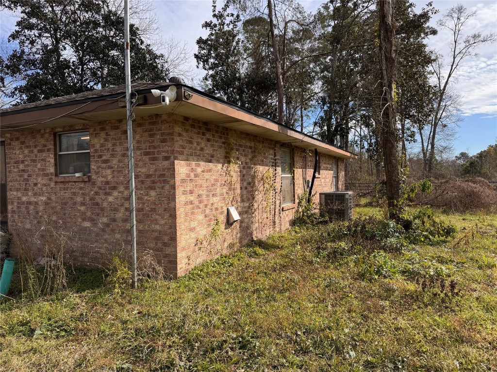 283 County Road 2247 Property Photo 15